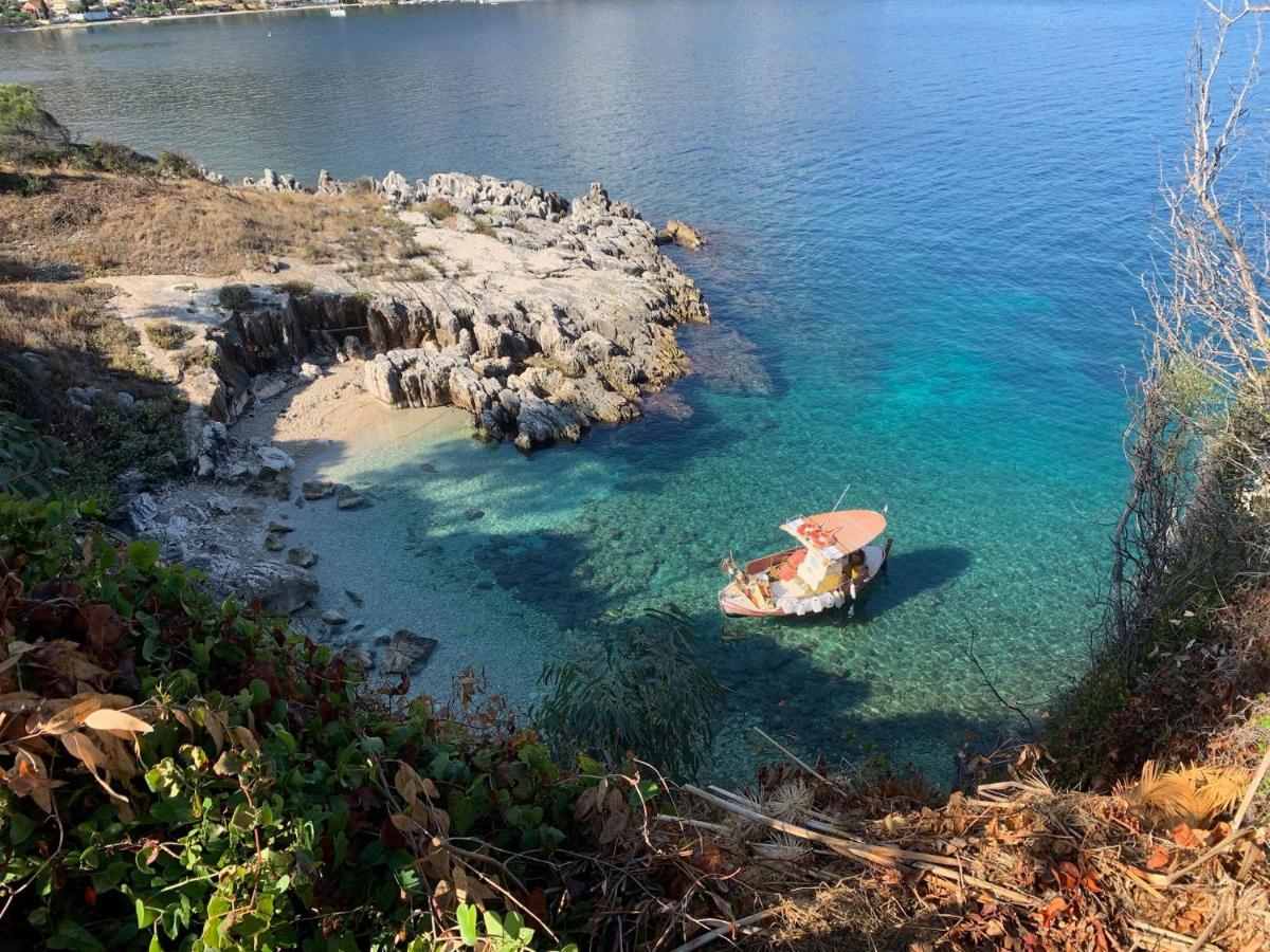 Villa Perris Studios Kassiopi Exterior foto