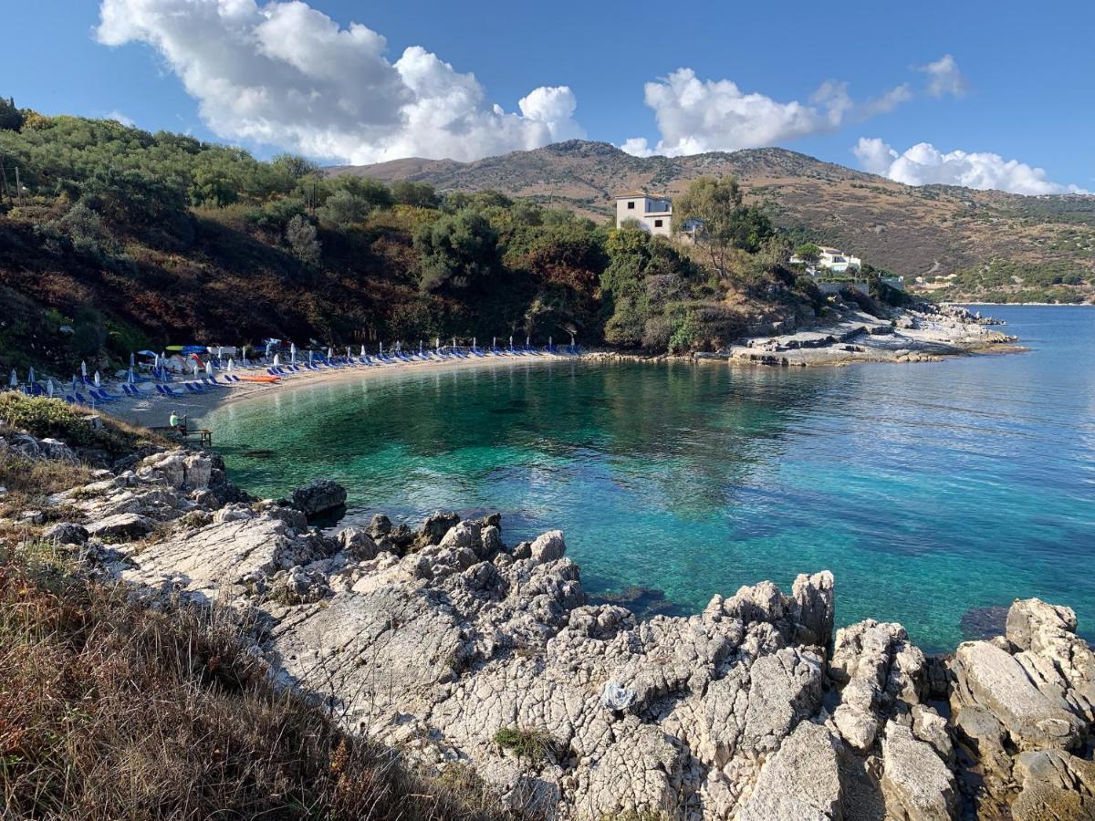 Villa Perris Studios Kassiopi Exterior foto